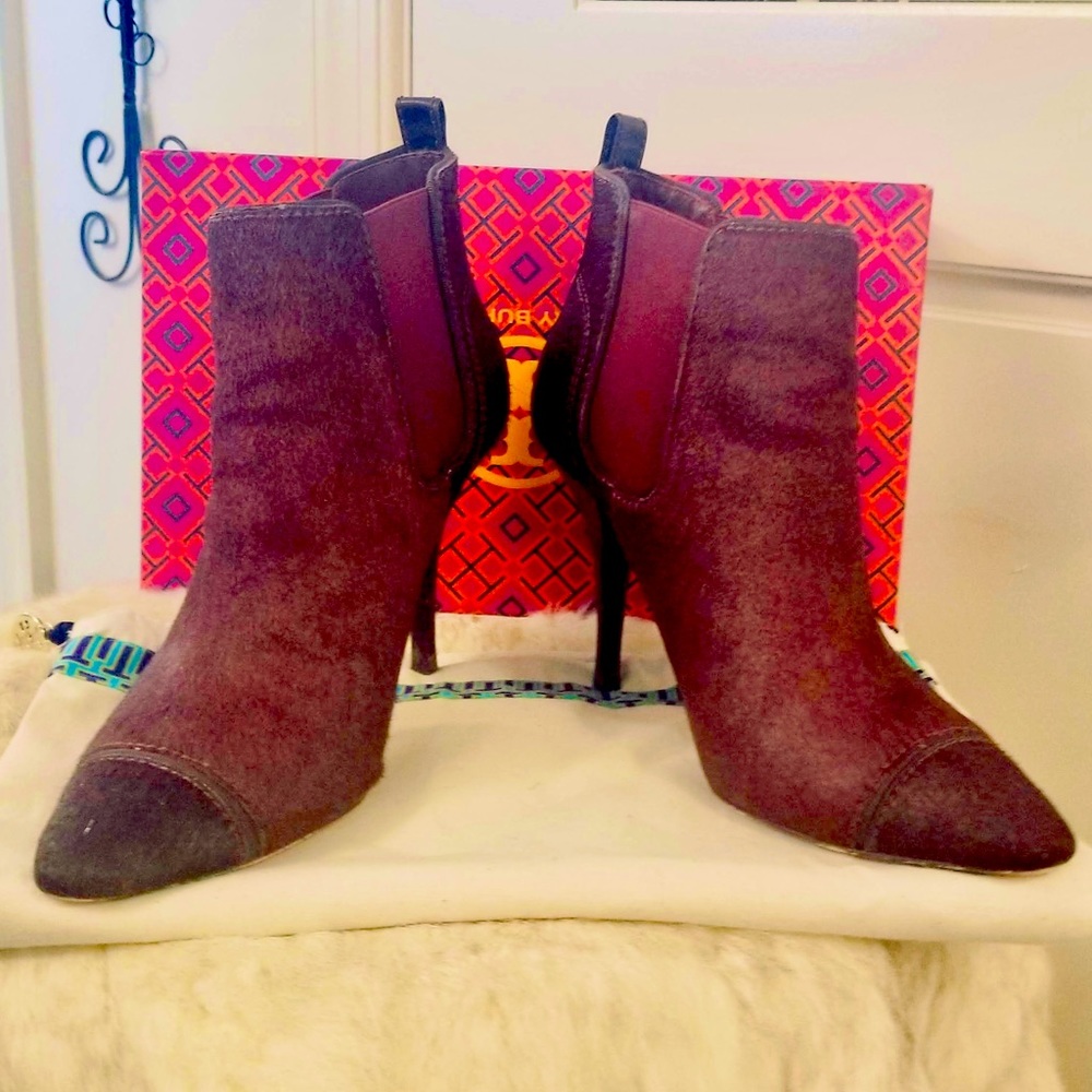 Authentic TORY BURCH Plum Red Bootie
